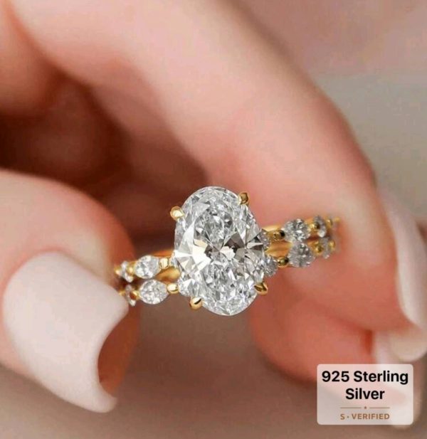 2ct Oval Shape Marquise Round Diamond Set - Image 7