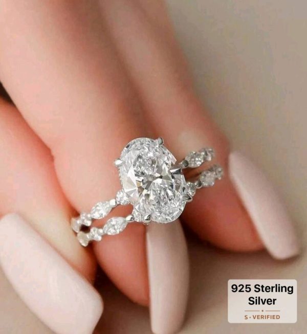 2ct Oval Shape Marquise Round Diamond Set