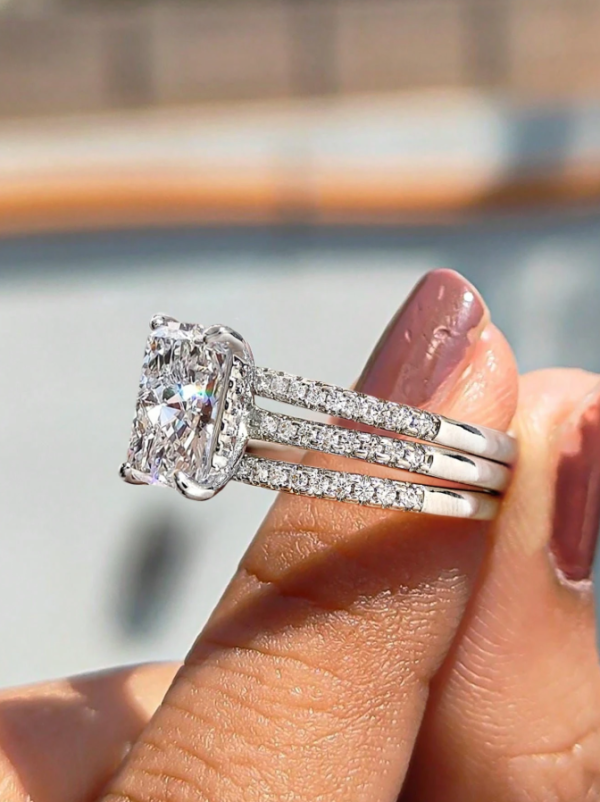 Exquisite And Elegant Zirconia Triple Wedding Set - Image 2