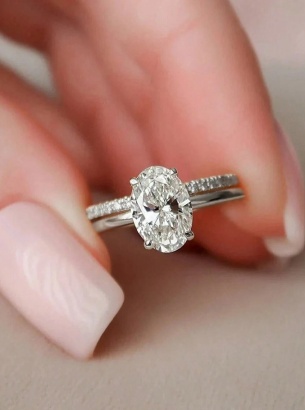2ct Oval Single Row Wedding Ring Set - Image 5