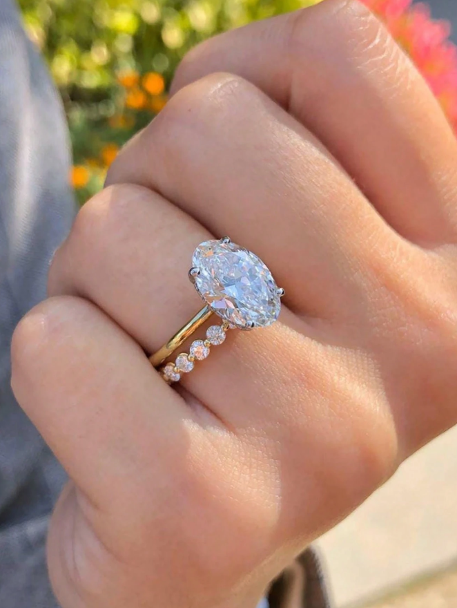 Oval Shape Set Wedding Set