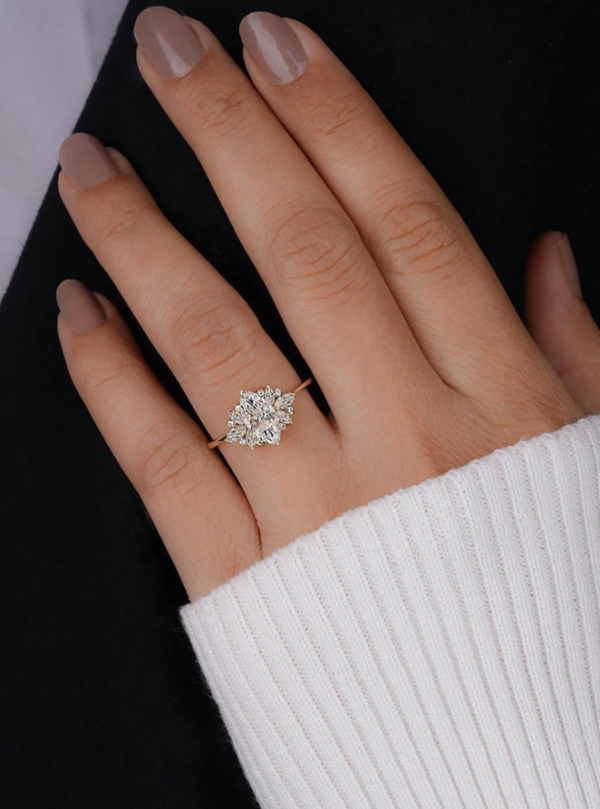 Horse Eye Snowflake Ring - Image 5