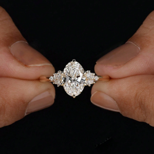 Elegant Round Oval Cubic Zirconia Ring