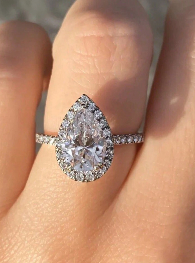 Teardrop Engagement Ring - Image 3