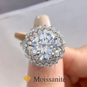 5ct Moissanite Full Star Ring