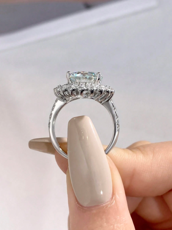 5ct Moissanite Full Star Ring - Image 4