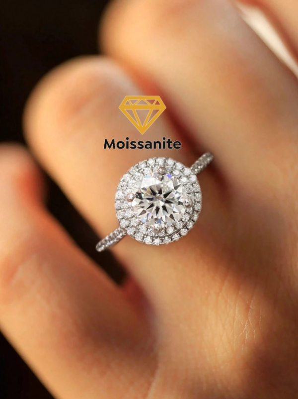 Four-Claw Double-Layer Moissanite Ring