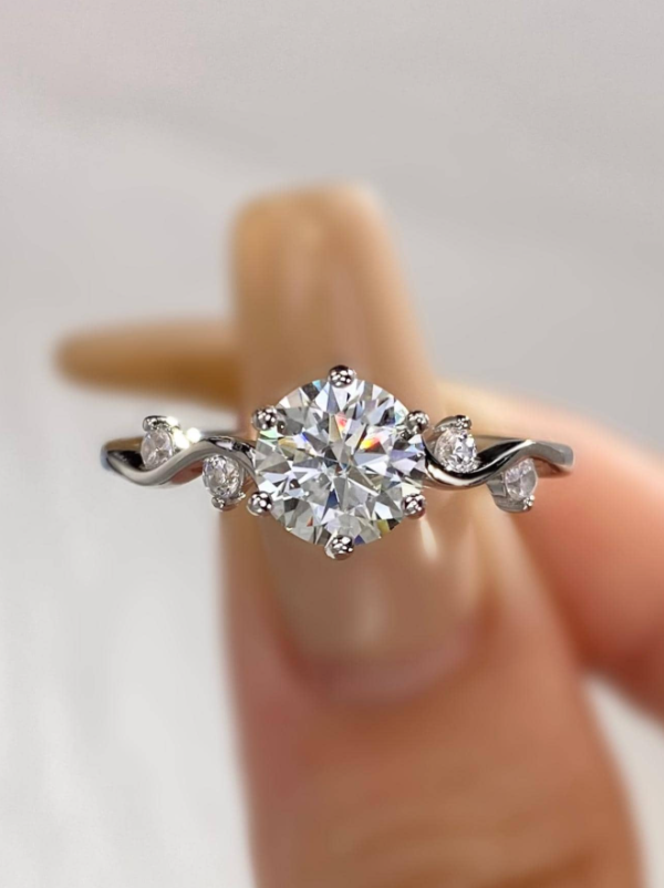 Shiny Moissanite Rhinestone Round Wedding Ring - Image 4