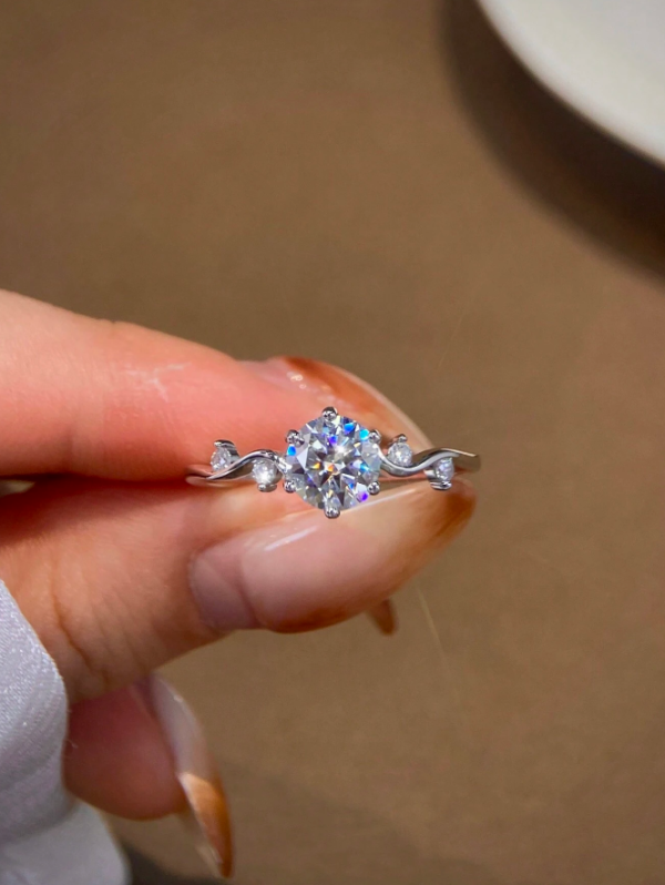 Shiny Moissanite Rhinestone Round Wedding Ring - Image 6