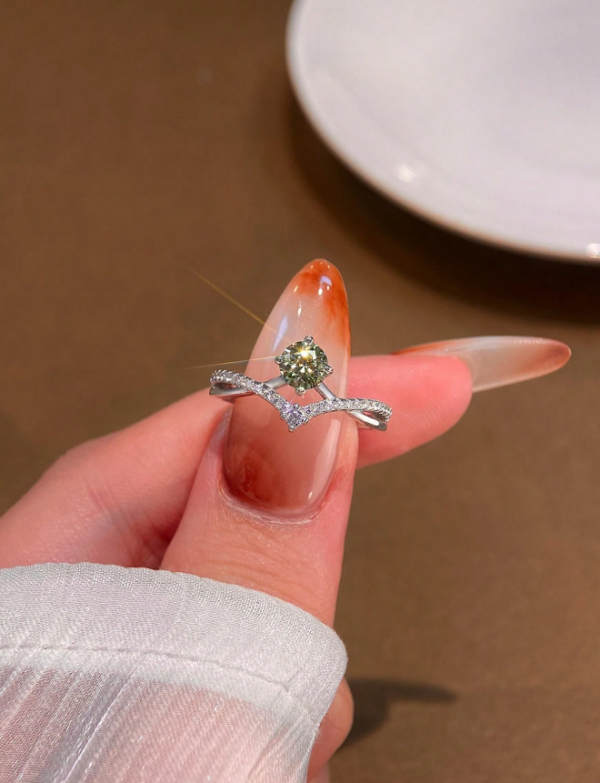 Princess Crown 0.5ct Moissanite Ring - Image 6