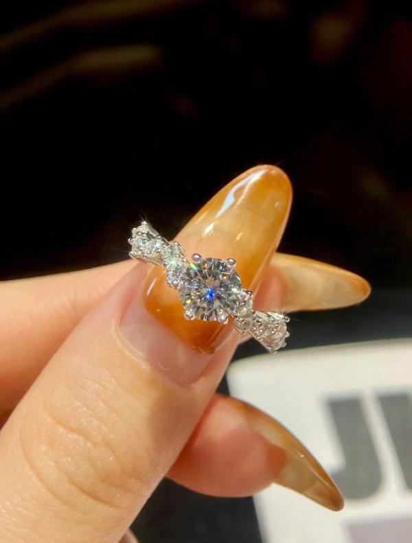 1Carat Premium Round Row Diamond Design D Color Moissanite Engagement Ring - Image 3