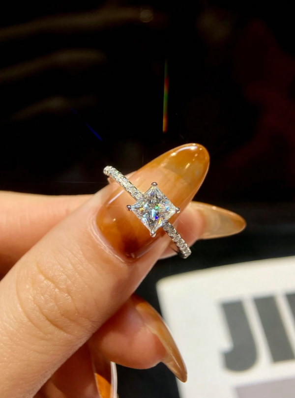 1 Carat 4 Claw Design Colorless Moissanite Diamond Princess Square Ring - Image 2