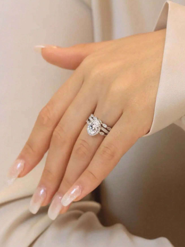 3-Piece 925 Sterling Silver 1-Carat Oval-Shaped Moissanite Wedding Set - Image 4