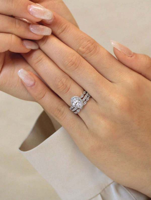 3-Piece 925 Sterling Silver 1-Carat Oval-Shaped Moissanite Wedding Set - Image 5