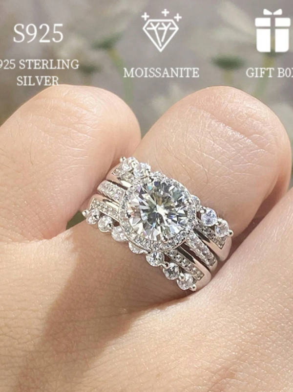 2 Carat Moissanite Wedding Ring Set