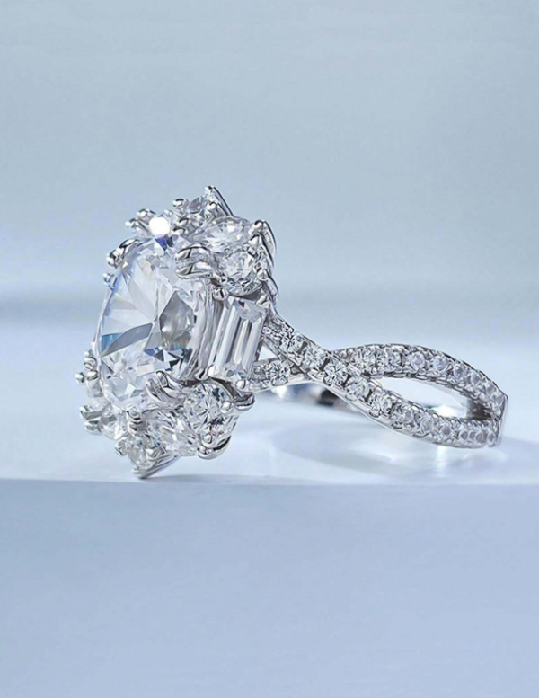 Oval Chante Moissanite Wedding Ring - Image 7