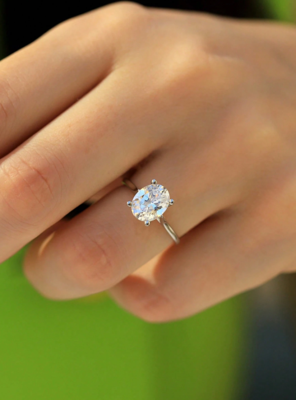 Gold - 4 Claws Oval Shape D-Color Moissanite Engagement Ring