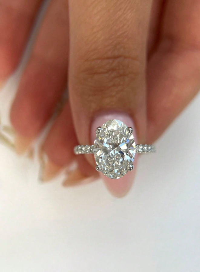 Ellipse Colorless Moissanite Diamond Engagement Ring - Image 5