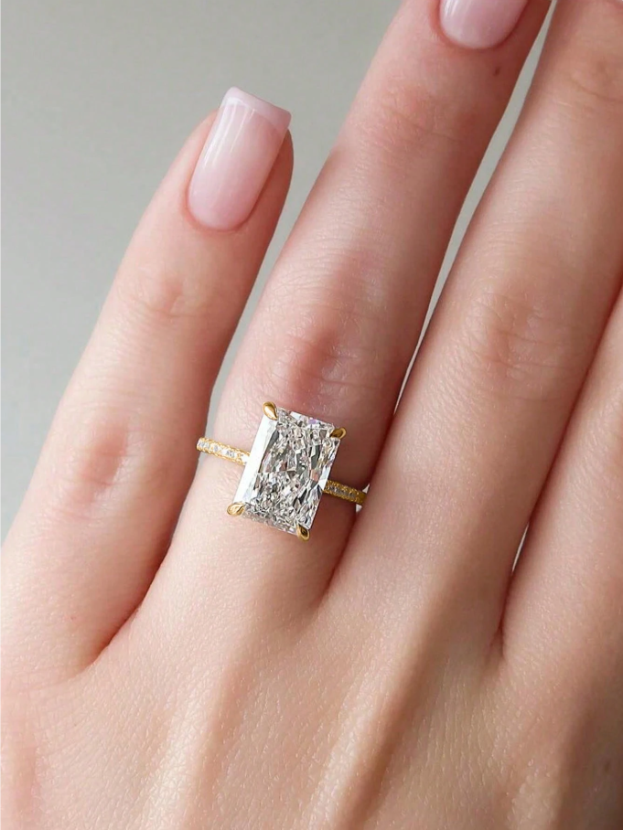 2CT Rectangle Sparkle Engagement Ring - Image 3
