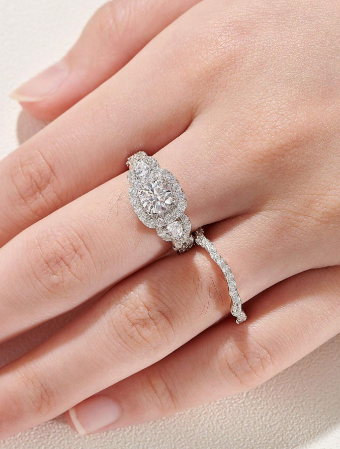 6*6mm 0.8 Ct Round & Pear Cubic Zirconia Wedding Set - Image 5