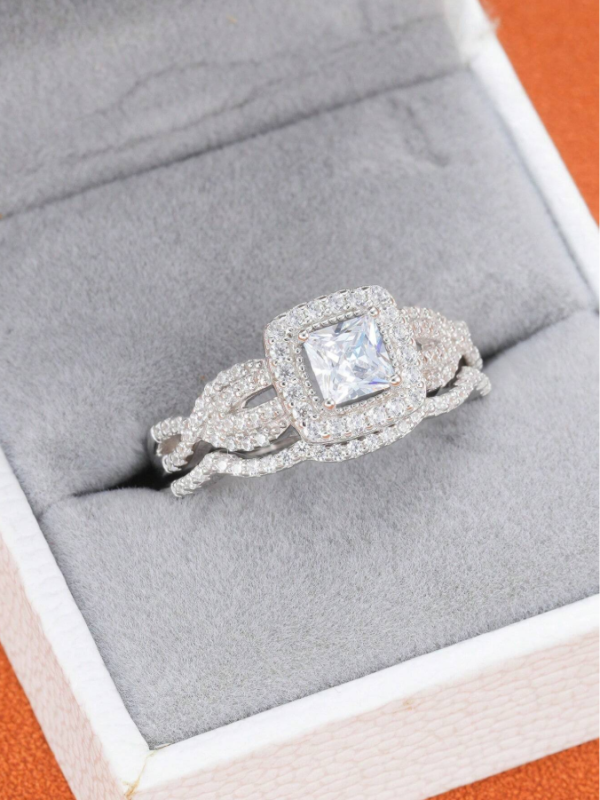 5x5mm 0.45Ct Princess Cut 5A Grade Cubic Zirconia Wedding Set - Image 2