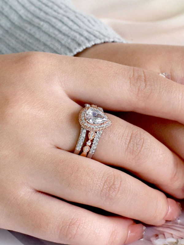 6*9mm 2.7Ct High Grade Cubic Zirconia Wedding Set - Image 4