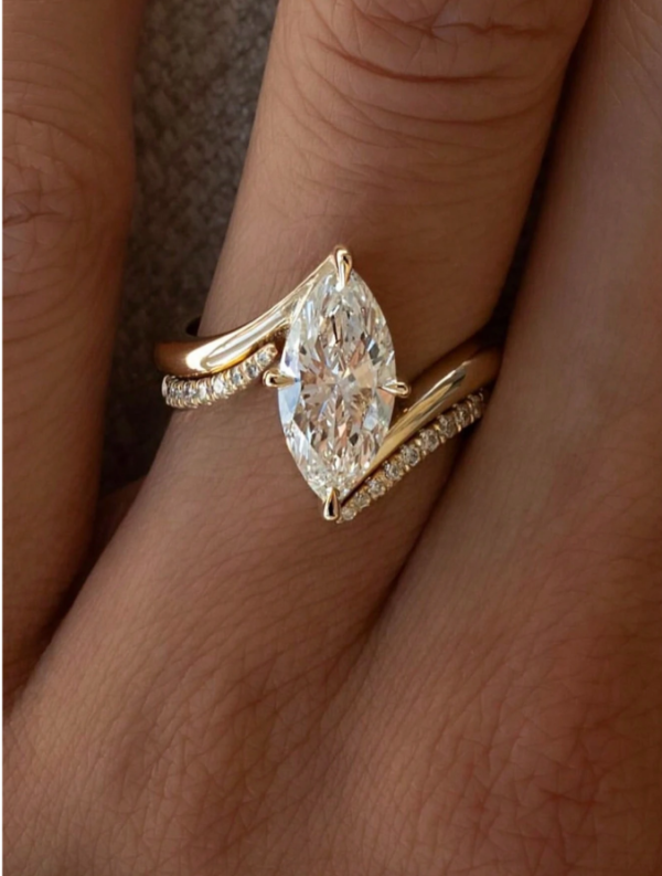 3CT Moissanite Eye-Shaped Ring Set