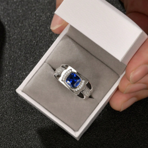 Solitaire 8*8mm 2.0 Carat Cushion Cut Dazzling Blue Synthetic Spinel Vintage  Eternity Wedding Ring