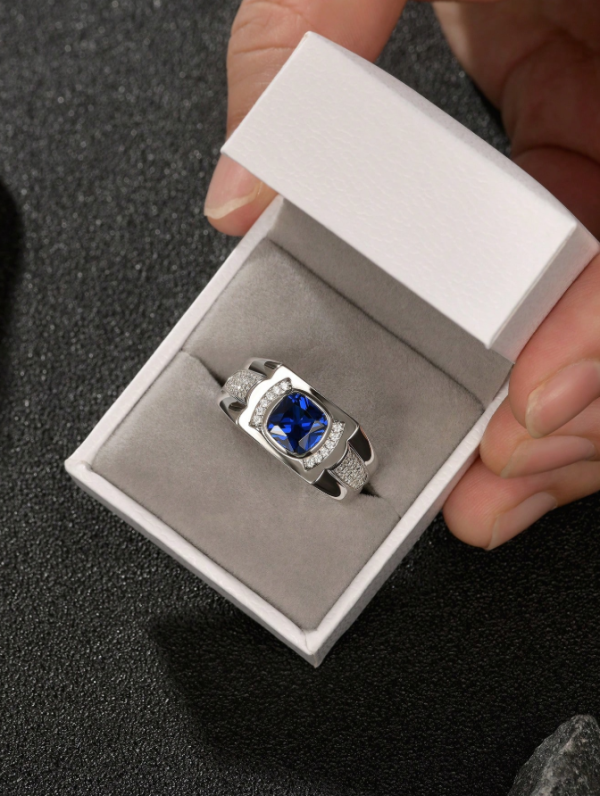 Solitaire 8*8mm 2.0 Carat Cushion Cut Dazzling Blue Synthetic Spinel Vintage  Eternity Wedding Ring