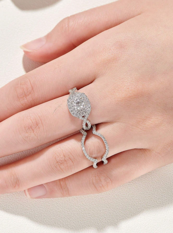 Halo Round Cut 6*6mm 0.8Ct AAAAA Grade Cubic Zirconia Engagement Bridal Ring - Image 6