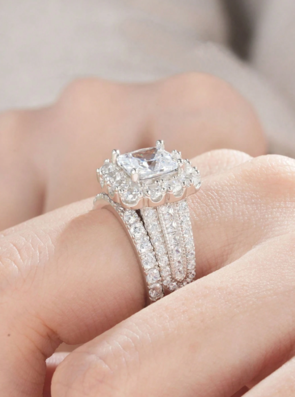 Vintage Style Laboratory-Created 7.5*7.5mm 2.5 Carat Princess Cut Wedding Set - Image 3