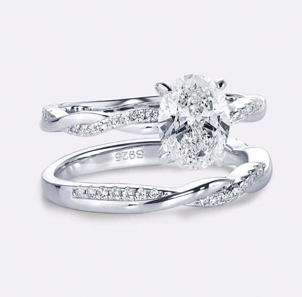 7x9mm (2ct) Oval Moissanite Twist Arm Wedding Set - Image 10