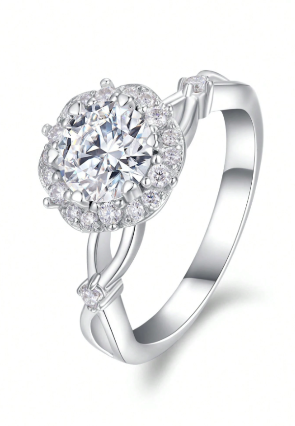 Floral Halo Design 1ct Moissanite Ring - Image 2