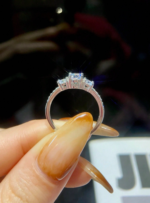 1 Carat Gorgeous Round Colorless Moissanite Diamond Engagement Ring - Image 3