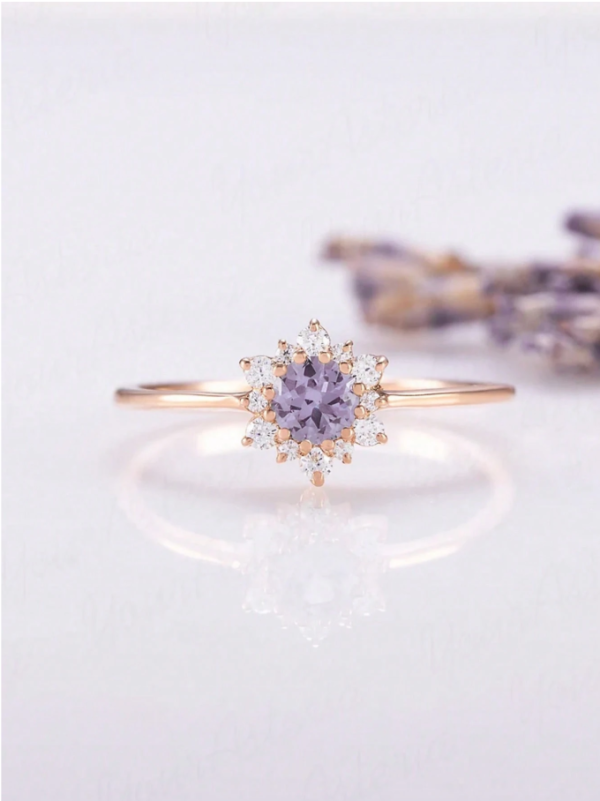 Sunflower Shaped Elegant Cubic Zirconia Classic Ring