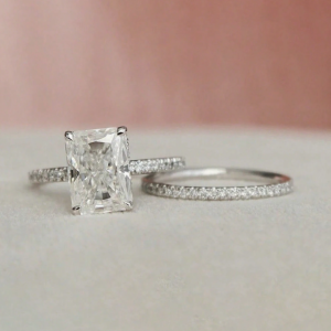 Single Row & Rectangular Wedding Ring Set