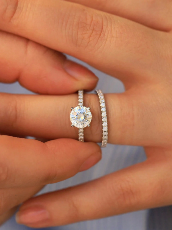 2 Carat Round Diamond Set - Image 4