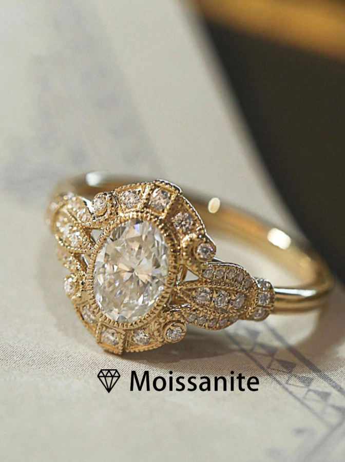 The Royale Moissanite Ring - Image 4