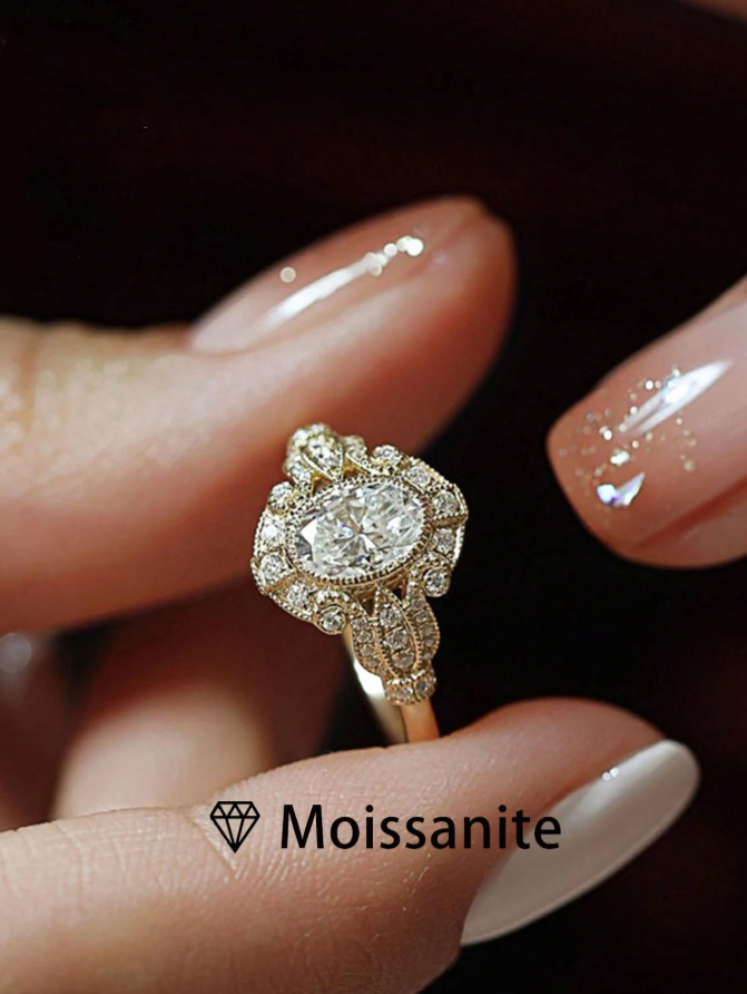 The Royale Moissanite Ring - Image 2