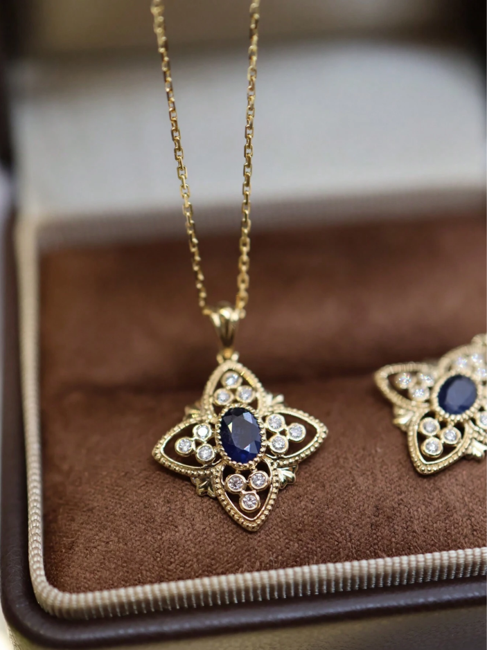 Roman Manor - Royal Blue Pendant Necklace