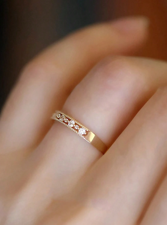 Glacia Wedding Band - Image 3