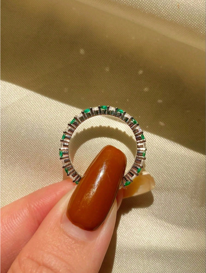 Amara Green Eternity Band - Image 8
