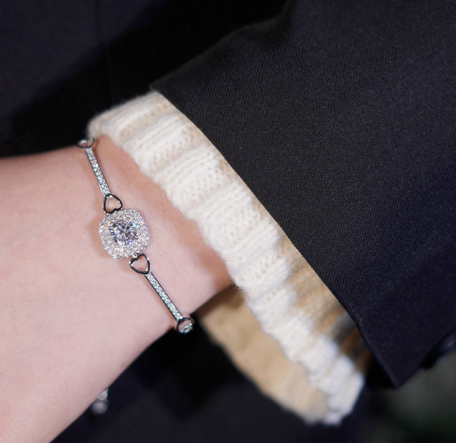 Halo Heart Bracelet - Image 3