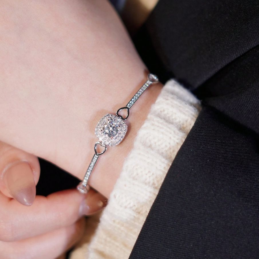 Halo Heart Bracelet - Image 4